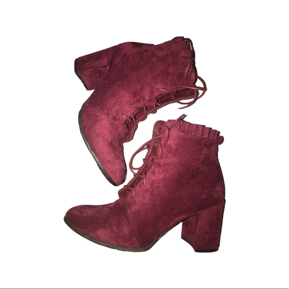 Ruffled Lace Up Women's Chunky Heel Booties 8.5 - Picture 5 of 7